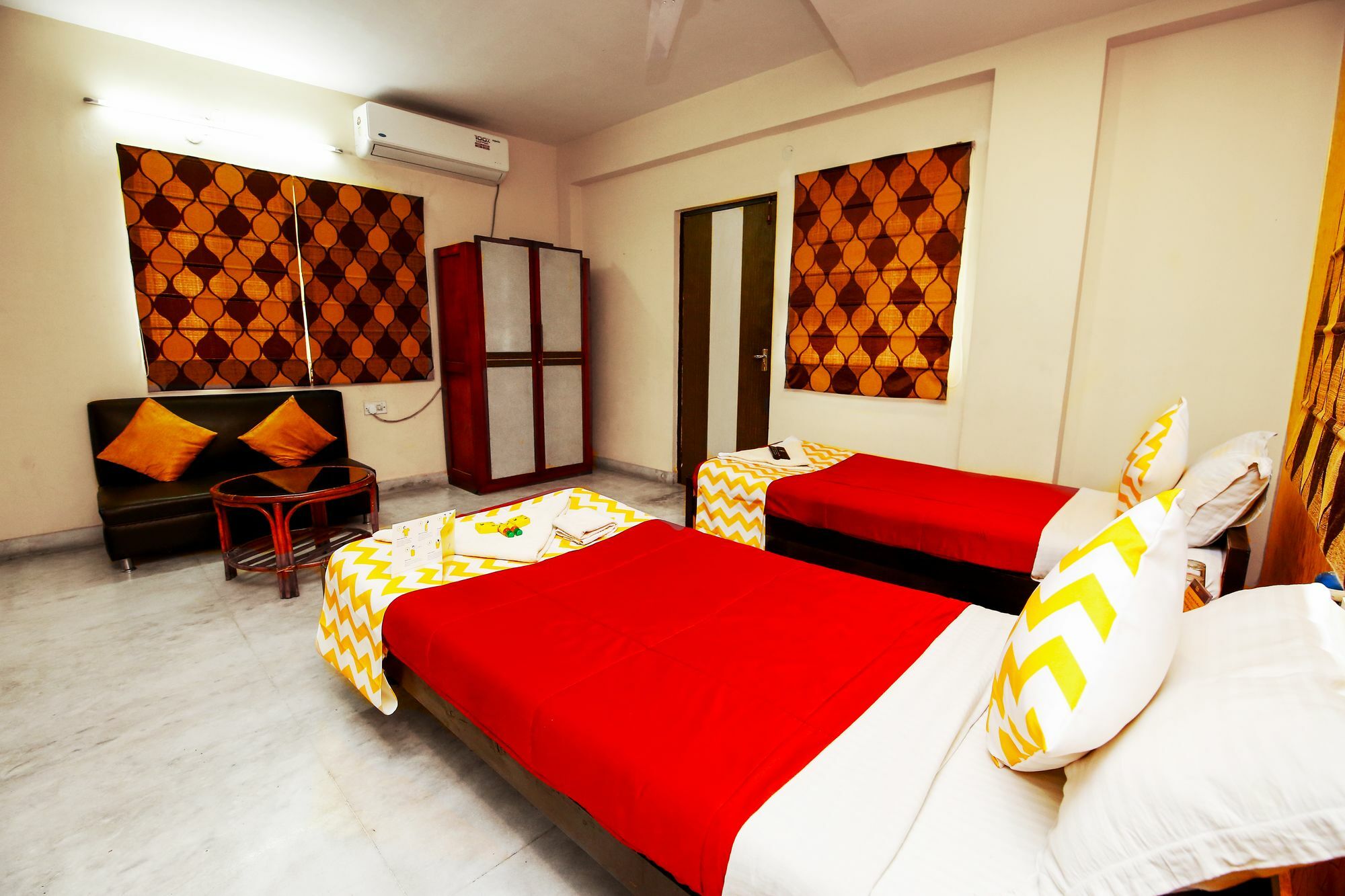 Oyo 24591 Mishra Residency Newtown Hotel Calcutta Eksteriør billede